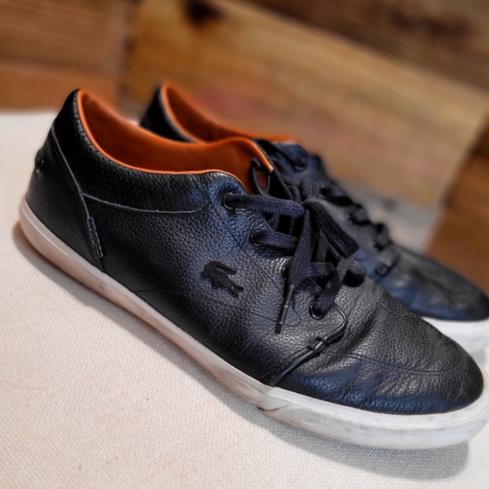 Lacoste - Picture 2 of 4